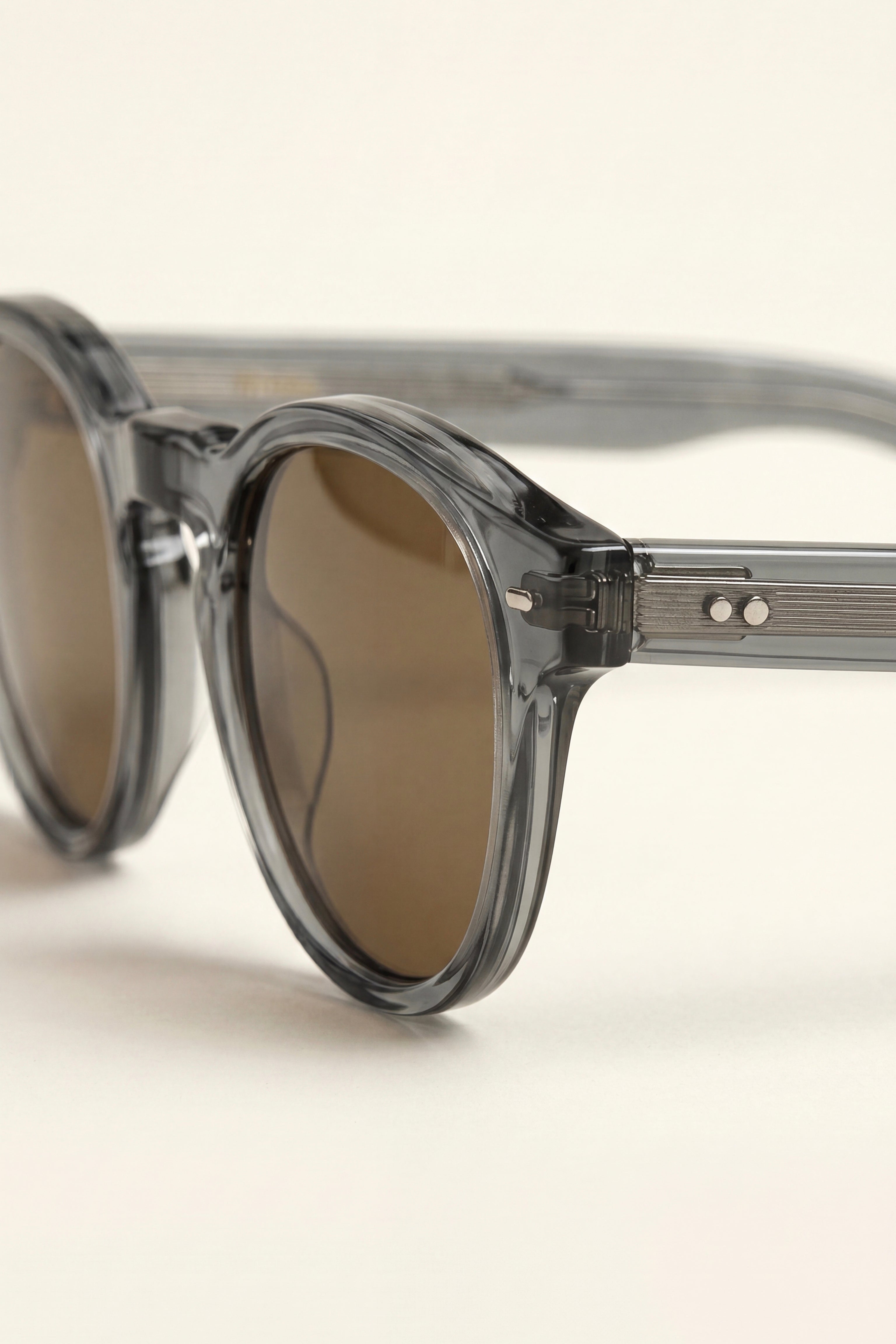 Casa Bellini™ | Venturo Sunglasses Smoke Grey